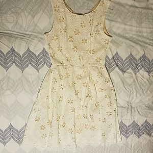 NWOT Modcloth Laced Floral Dress